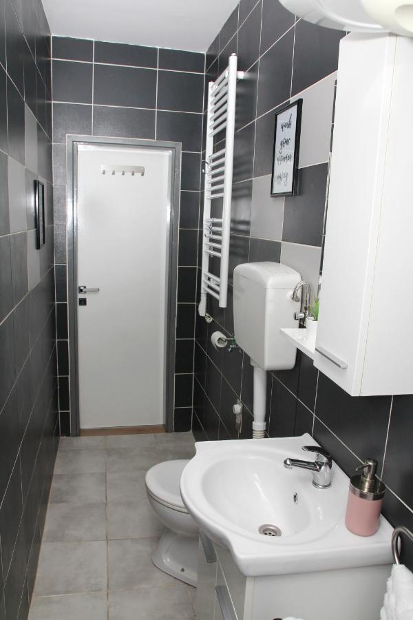 Apartman Zen Apartment Osijek Exterior photo